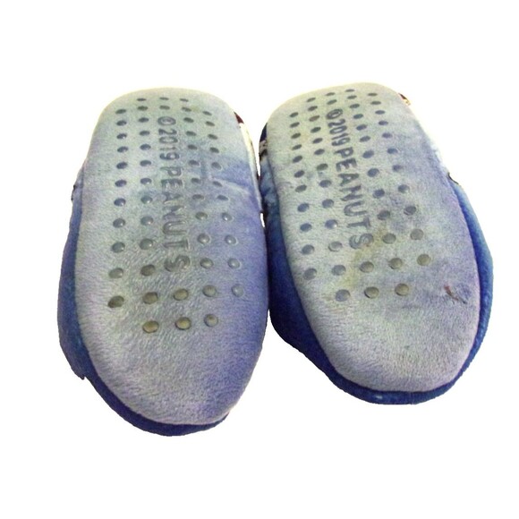 Peanuts Slippers Sz L 9-10 Charlie Brown Linus Snoopy Fabric Skid-Resistant Sole - Picture 3 of 4